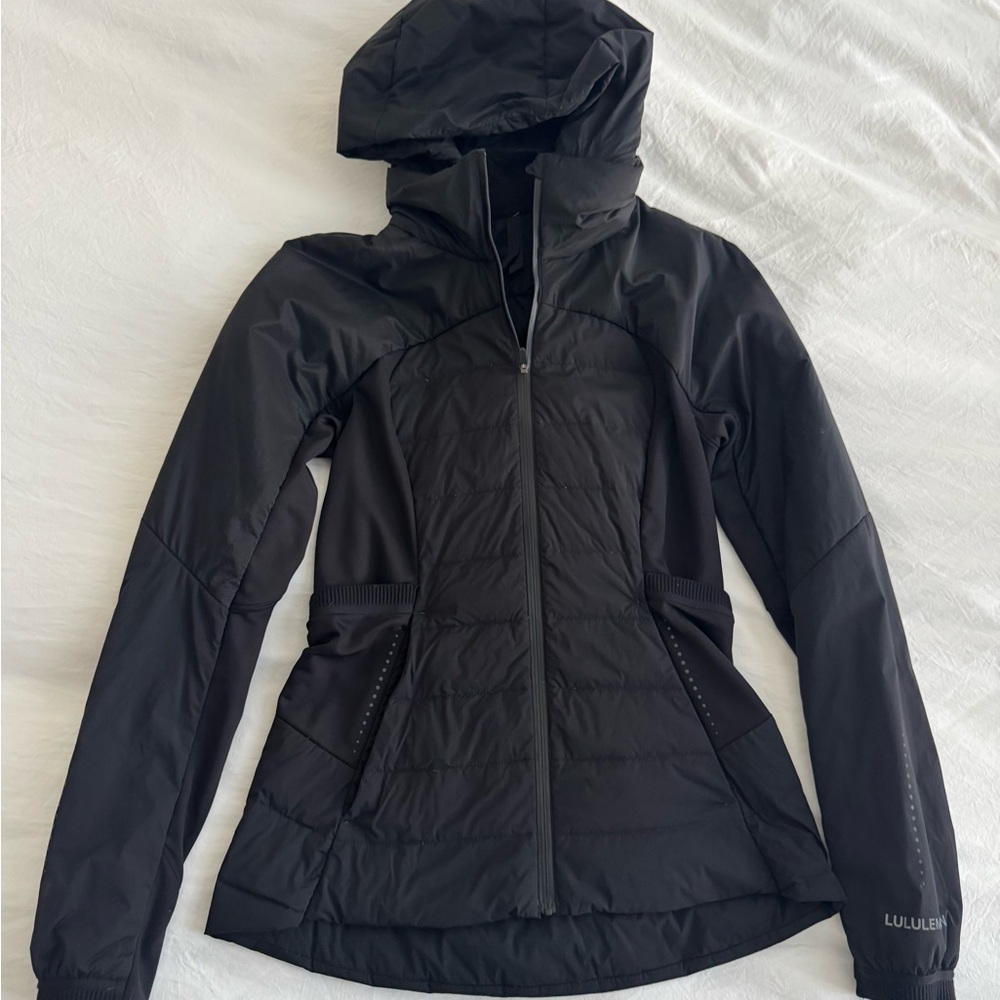 lululemon Athletica Down For air All Jackets- size 6